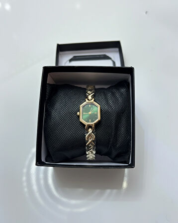 Yeşil Kadran Örme Altın Renk Bileklik Saat