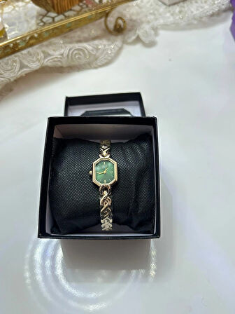 Yeşil Kadran Örme Altın Renk Bileklik Saat