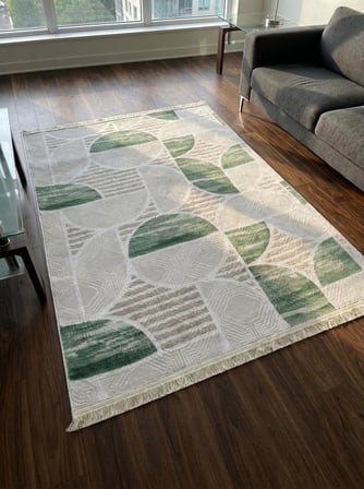 Krem Yeşil Saçaklı Modern Yıkanabilir Kabartmalı Kaymaz Taban Kesme Halı Yolluk