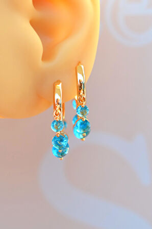 Mavi Taşlı Sallantılı Halka Küpe – Rodyum Kaplama Çelik