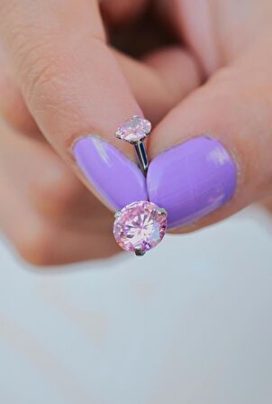 Pembe Taşlı Çelik Göbek Piercingi