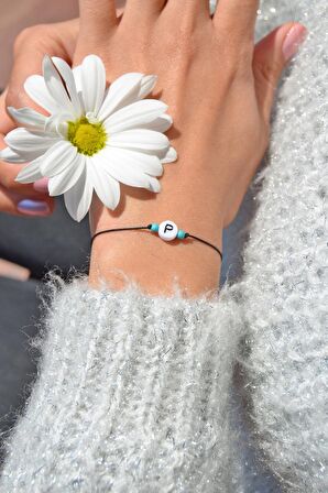 Siyah İpli Mini P Harf Bileklik