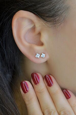 Dörtgen Tektaş Küpe 5 mm