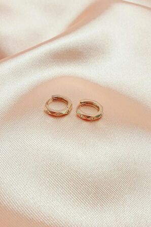 Zirkon Taşlı Gold Renkli Mini Halka Küpe