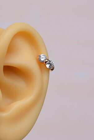 Taşlı Model Halka Piercing Tragus Helix Kıkırdak Küpesi
