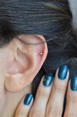 İki Ucu Top Çelik Piercing Kaş Helix Kıkırdak 8 mm Gold
