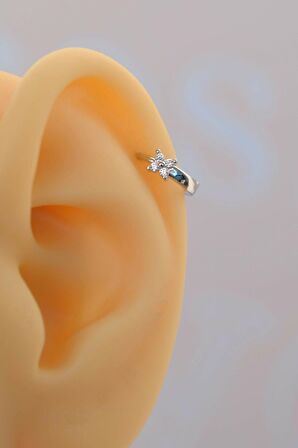 Gümüş Renkli Çiçek Detaylı Halka Helix Piercing Tragus Kıkırdak Lob