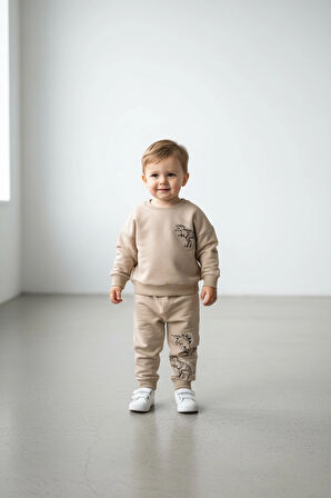 Sarakids 2 Yaş Erkek Bebek Takım – Bej Üst & Alt – Jurassic Period Baskılı Ürün 