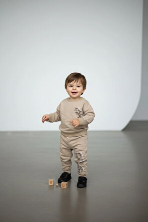 Sarakids 2 Yaş Erkek Bebek Takım – Bej Üst & Alt – Jurassic Period Baskılı Ürün 