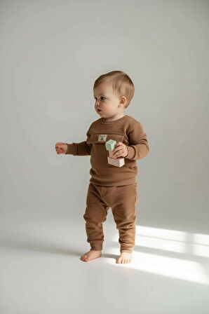 Sarakids 12 Ay Erkek Bebek Takım – Karamel – Ön Cep Detaylı