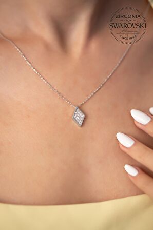 Swarovski Taşlı Dilim Model Gümüş Zirconia Kolye