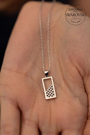 Swarovski Taşlı Dikdörtgen Model Gümüş Zirconia Kolye