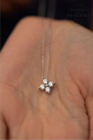 Swarovski Taşlı Dört Taş Model Gümüş Zirconia Kolye