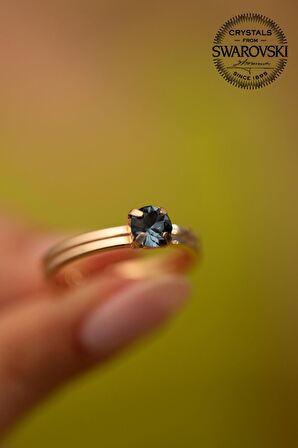 Swarovski Taşlı Tektaş Model Gümüş Crystal Yüzük