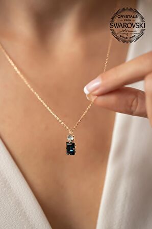 Swarovski Taşlı Baget ve Tektaş Model Rose Kaplama Gümüş Crystal Kolye