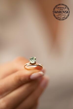 Swarovski Taşlı Tektaş Model Rose Kaplama Gümüş Crystal Yüzük