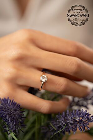 Swarovski Taşlı Tektaş Model Rose Kaplama Gümüş Crystal Yüzük