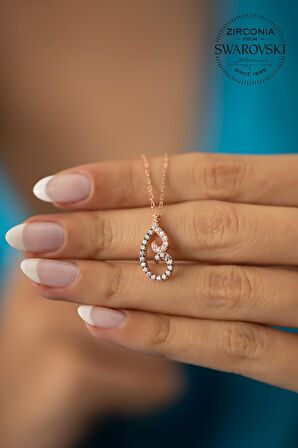 Swarovski Taşlı Küp Model Rose Kaplama Gümüş Zirconia Kolye