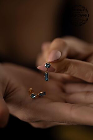 Swarovski Taşlı Çubuk ve Tektaş Model Rose Kaplama Gümüş Crystal Küpe