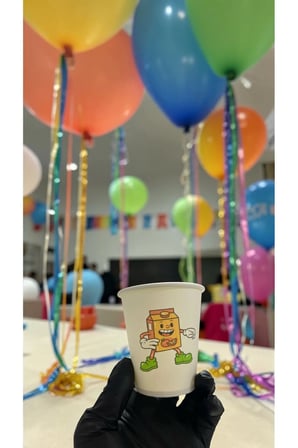 Süngerbob Doğumgünü Etkinlik Parti temalı Tek kullanımlık 7 Oz 50 Adet Karton Bardak