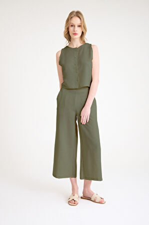 Keten Yazlık Yüksel Bel Capri Pantolon Sırt Detaylı Kolsuz Haki İkili Takım