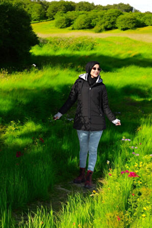 Kışlık Su Geçirmez Kapüşonlu Eldiven Detaylı Uzun Şişme Mont