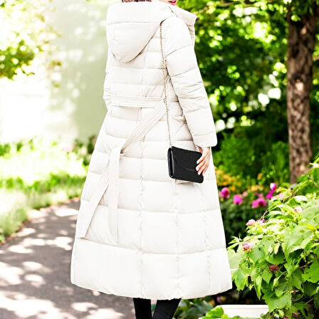 Kışlık Tam Boy Kürklü Kapüşonlu Şık Kadın Şişme Mont