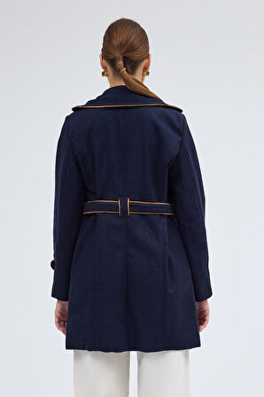 Kaban ve Kemer Kaşe Kadın Şık Yaka