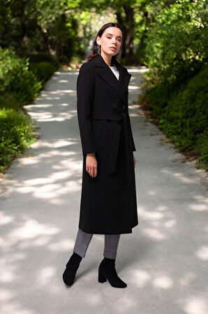 Düğme Detaylı Kadın Kaşe Kaban