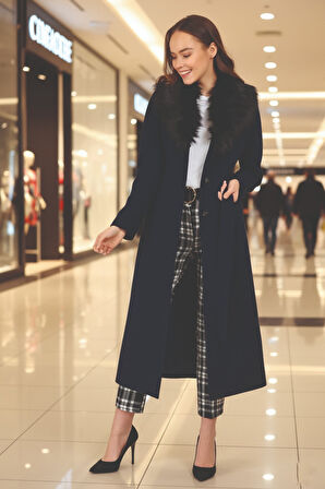 Kışlık Yakası Kürklü Kaşe Kaşmir Kaban