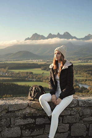 Kışlık Kapüşonlu Kadın Şişme Mont