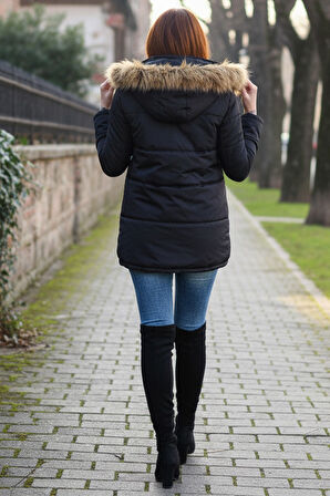 Kışlık Kapüşonu Suni Kürklü Şık Orta Boy Kadın Siyah Mont