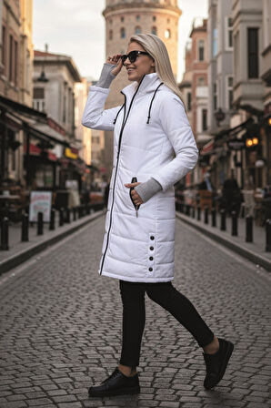 Kışlık Kapüşonlu Kadın Uzun Şişme Mont