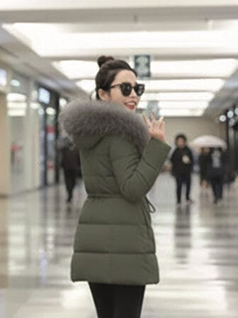 Kışlık Orta Boy Kapüşonlu Kadın Mont