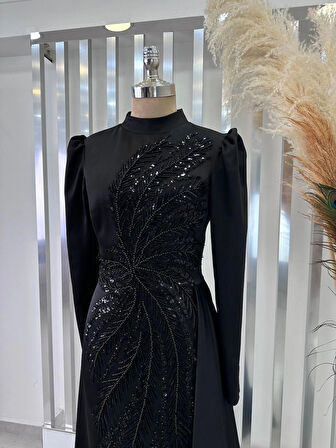 Kuyruklu Saten Abiye Yaprak