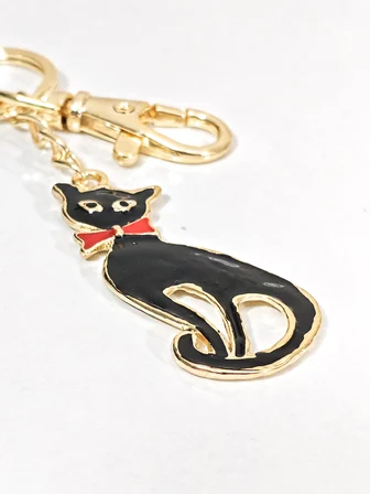 Siyah Kedi Figürlü Metal Anahtarlık - Şık Çanta Aksesuarı ve Kedi Severlere Özel Hediyelik Anahtarlık