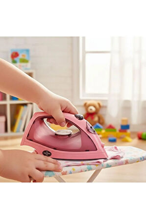 Oyuncak Buharlı Pilli Ütü Ses Efektli Işıklı Gerçekçi Su Eklenebilir Dumanlı Oyuncak Ütü Evcilik Set