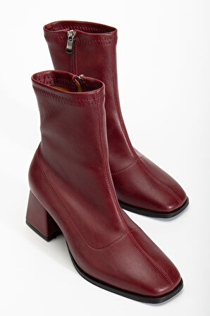 Sandra Streç Bot Siyah