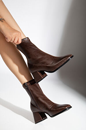 Sandra Streç Bot Siyah