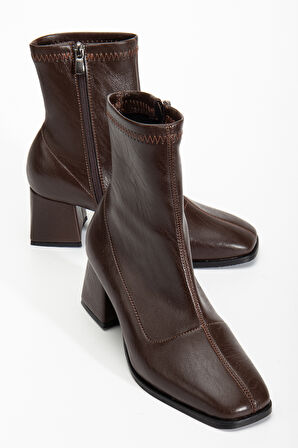 Sandra Streç Bot Siyah