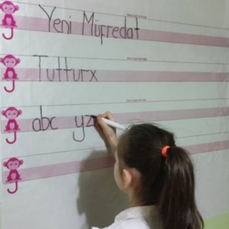 B Kılavuz Çizgili Akıllı Kağıt Yazı Tahtası Duvarda İz Bırakmaz Statik Yeni Müfredata Uygun 100x56cm