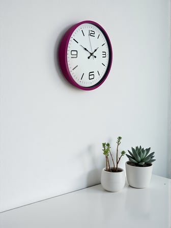 36 Cm Pembe Modern Duvar Saati