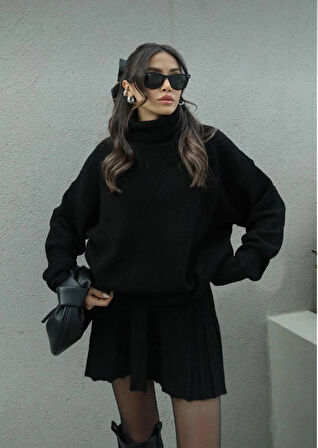 DGN'S BORDO-SİYAH-ANTRASİT PİLİSELİ  KADIN ETEKLİ TRİKO TAKIM OVERSİZE 