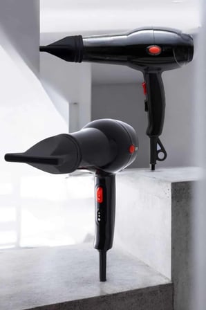 Soğuk ve Sıcak Üfleme Özellikli AC Motorlu Saç Kurutma Makinesi