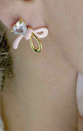 Fiyonk Form Taşlı Küpe