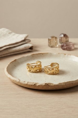 316L Çelik Gold Renk Para Figürlü Kenarları İşlemeli Küpe TJ-BKP12051