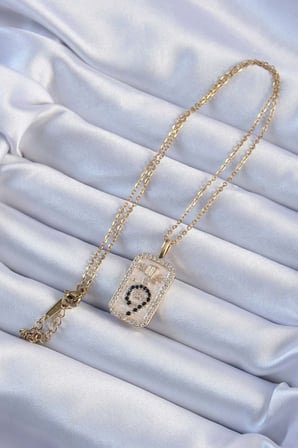 316L Çelik Zincir Renk Zirkon Taşlı Minimal Papatya Figürlü Tarot Kolye TJ-BKO9223