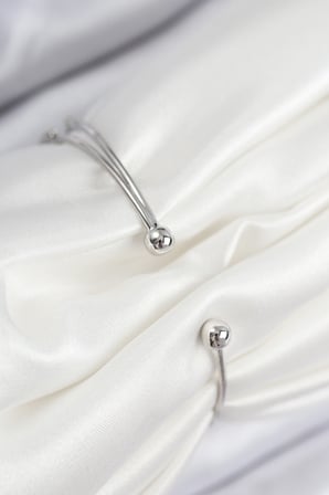 Pirinç Zirkon Taşlı Kalp Model Gümüş Renk Kadın Bileklik TJ-BB7852