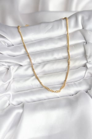 14K Gold Renk Kaplama Topçuk Zincirli Model CM Kadın Kolye TJ-BKO10734