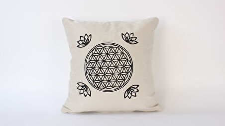 Yaşam ve Lotus Çiçeği Siyah Desenli Krem Kadife Kumaş 50x50 Dekoratif Kırlent